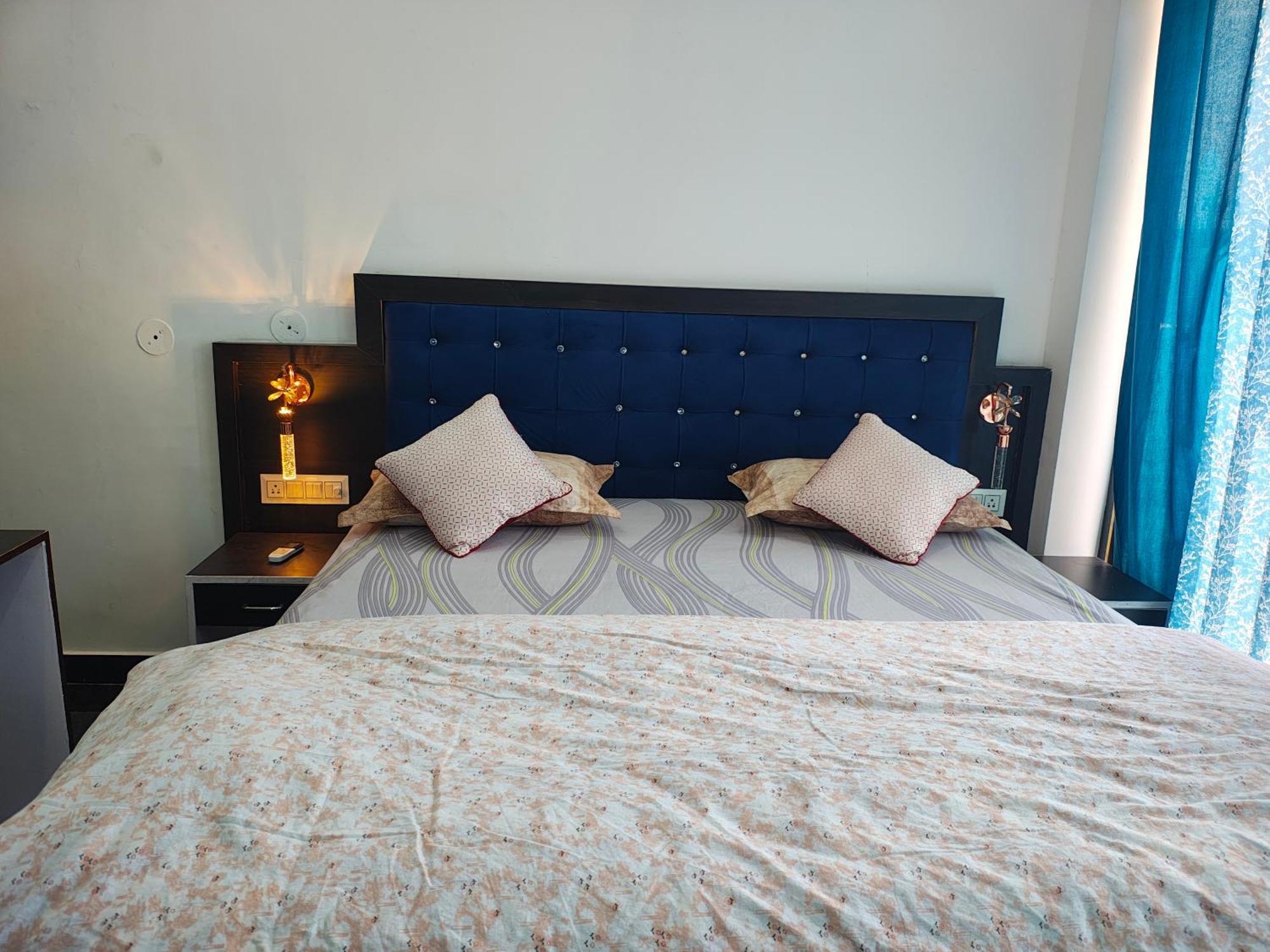 Prem Home Stay Κχατζουράχο Εξωτερικό φωτογραφία