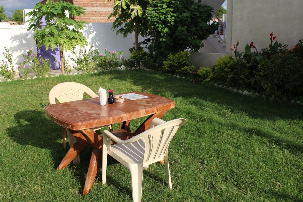 Prem Home Stay Κχατζουράχο Εξωτερικό φωτογραφία