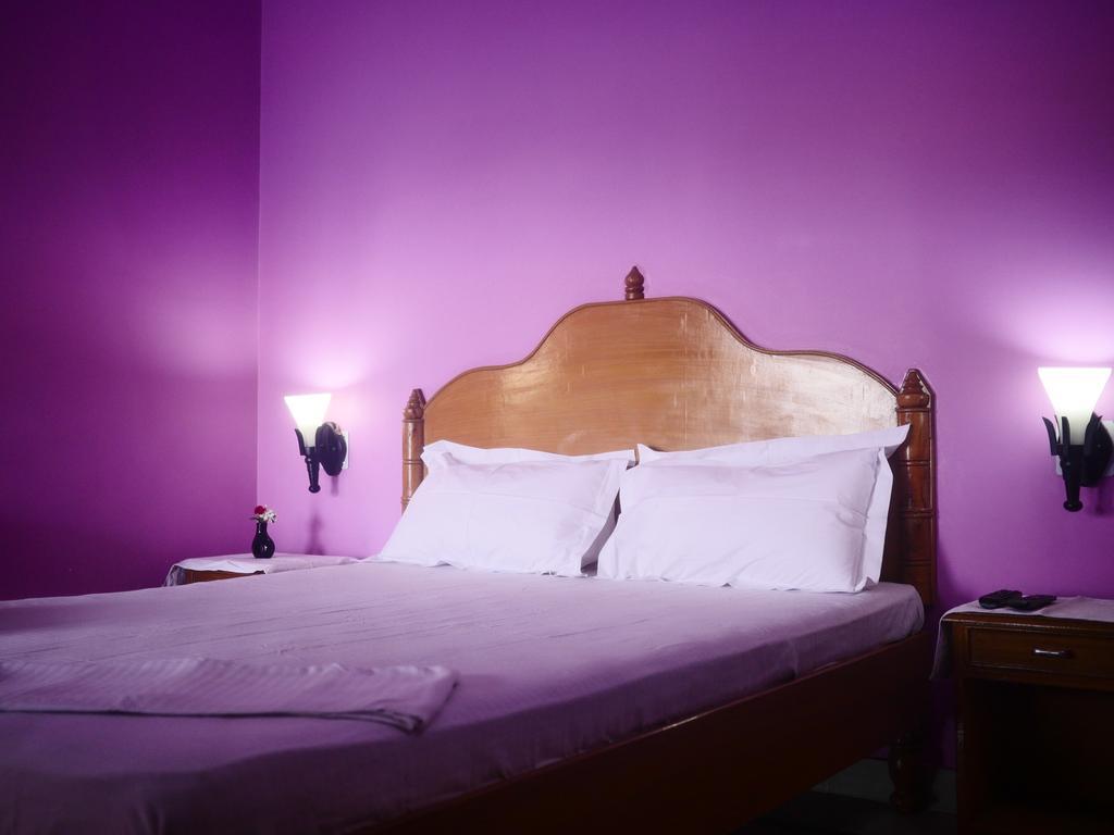 Prem Home Stay Κχατζουράχο Δωμάτιο φωτογραφία