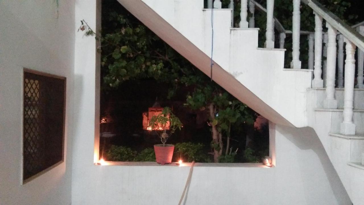 Prem Home Stay Κχατζουράχο Εξωτερικό φωτογραφία